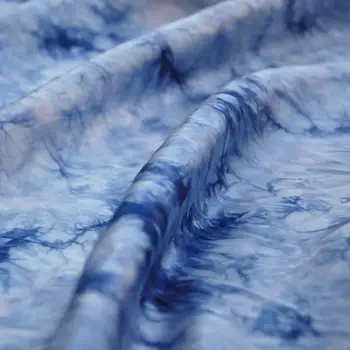 Копринени тъкани, ръчно изработени, която е Боядисана в син цвят, Коприна Тутового Дърво, Плат за Шиене, която е Боядисана в Тревата